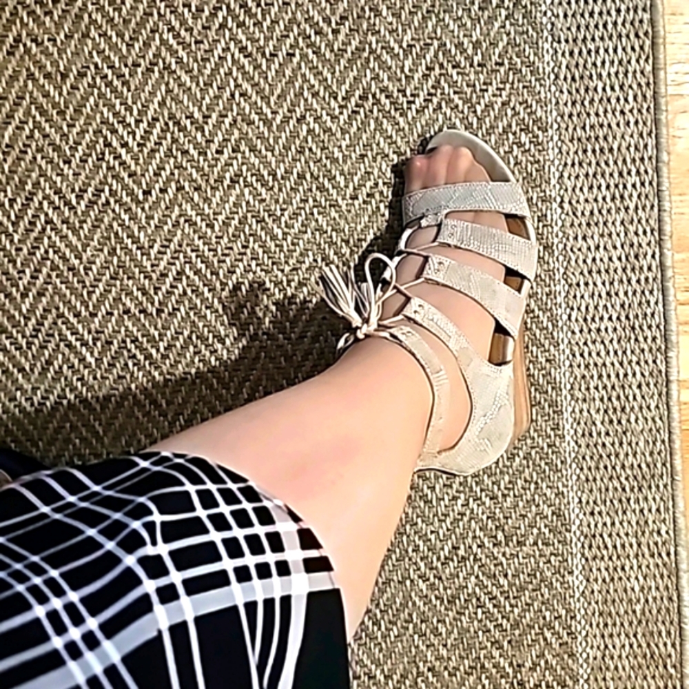 UGG Snakeskin Lace-up Wedge - Picture 9 of 10